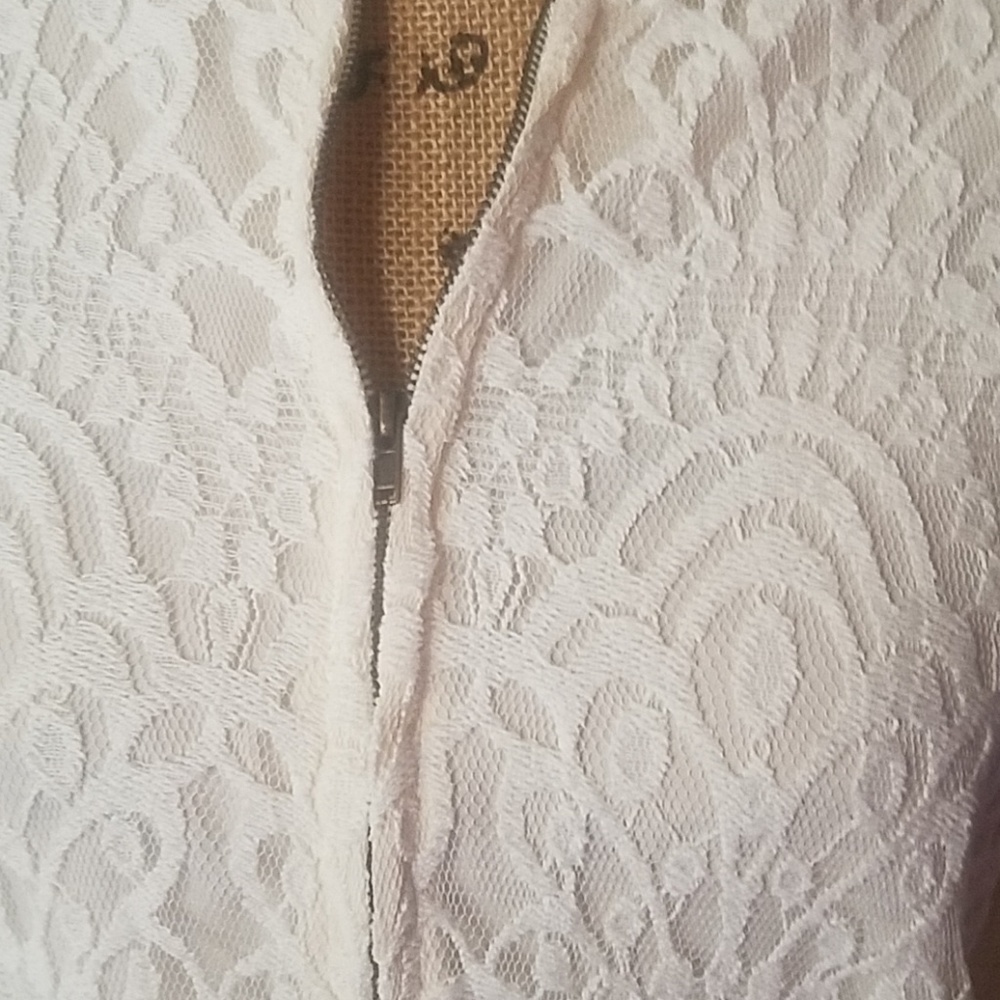 Lacy lined baseball jacket - Picture 2 of 4